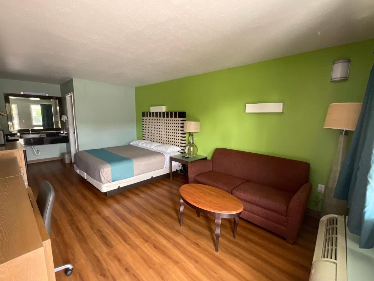 Country Yard Inn And Suites Sikeston Exteriör bild